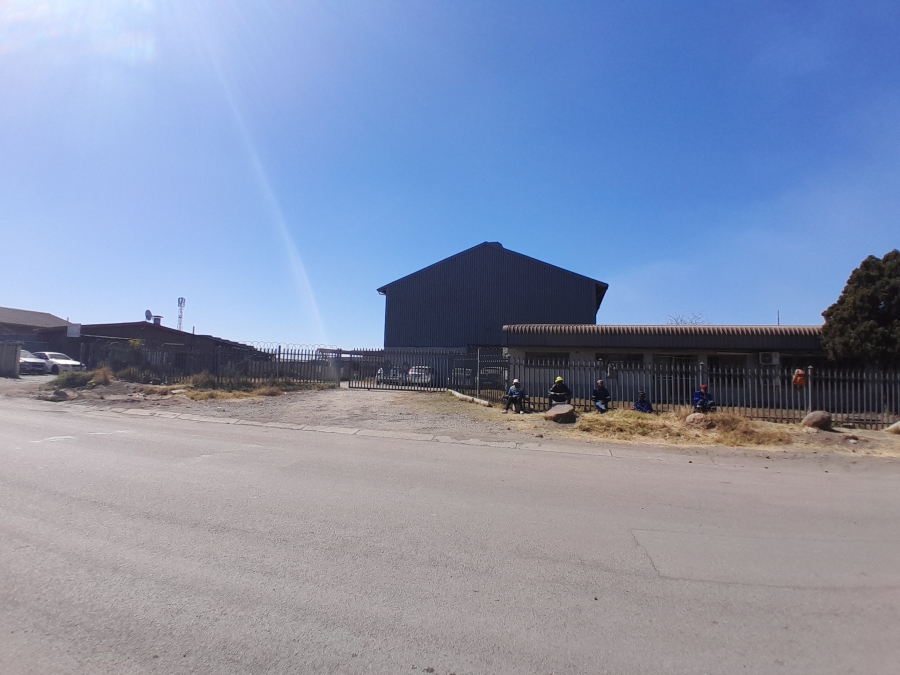 Commercial Property for Sale in Zinniaville North West